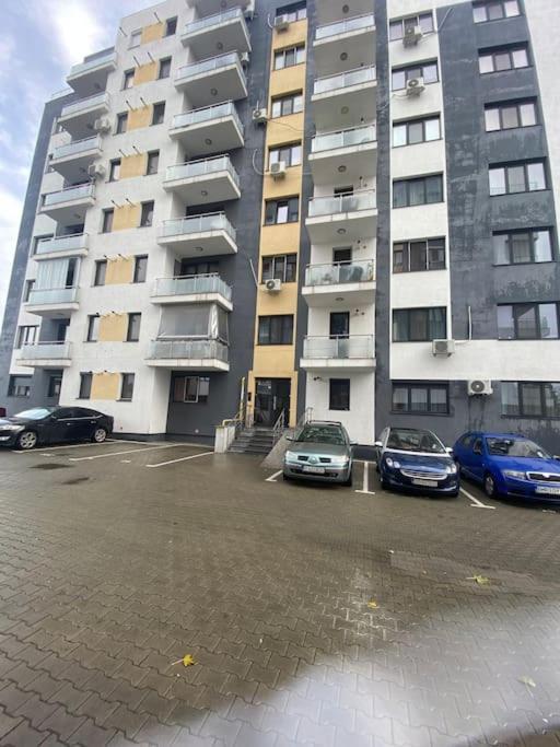 Cozy Studio 10 Min Away From Th Center Of The City Bucharest Exterior photo